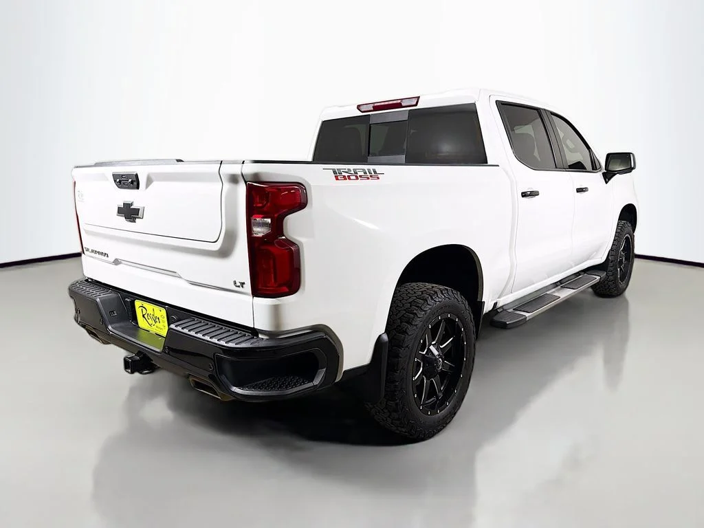 2022 Chevrolet Silverado 1500 LT Trail Boss - Photo 6