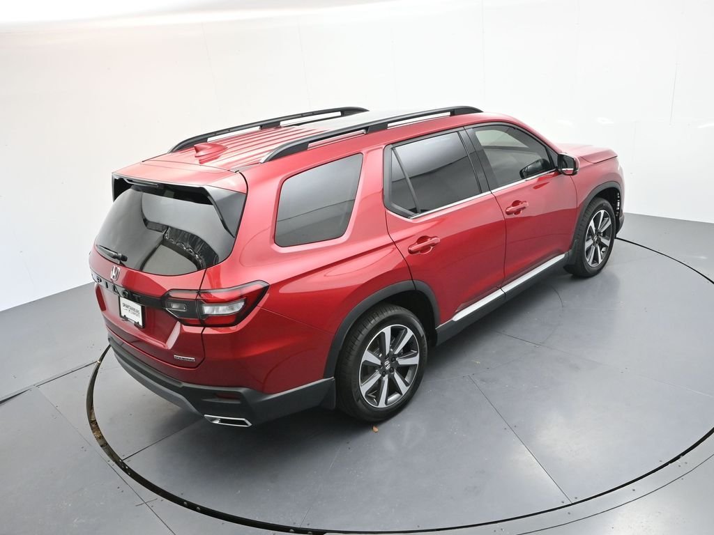 Used 2025  Honda Touring image 32