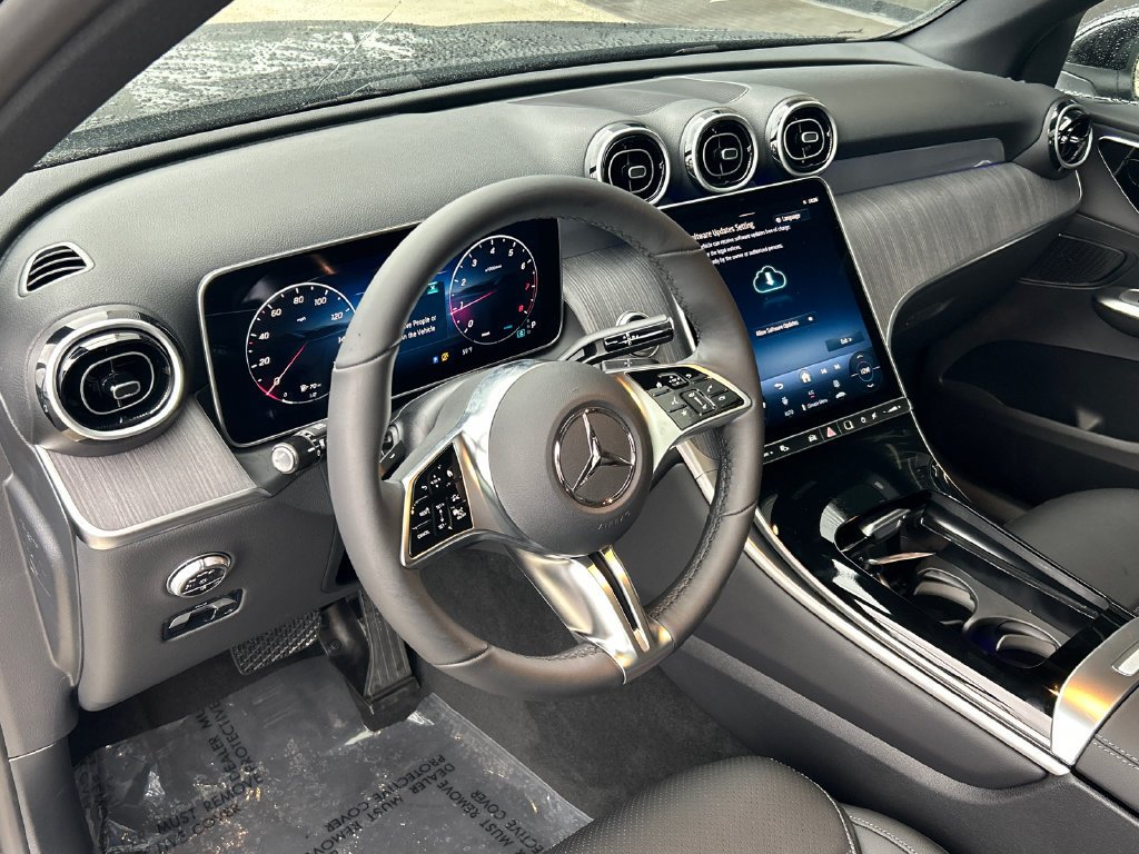 New 2027 Black Mercedes-Benz GLC 300 image 55
