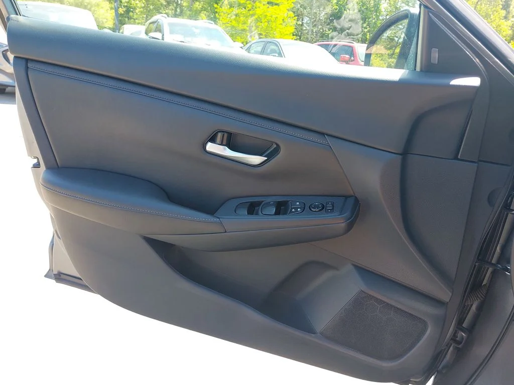 Used 2024 Gray Nissan SV image 26