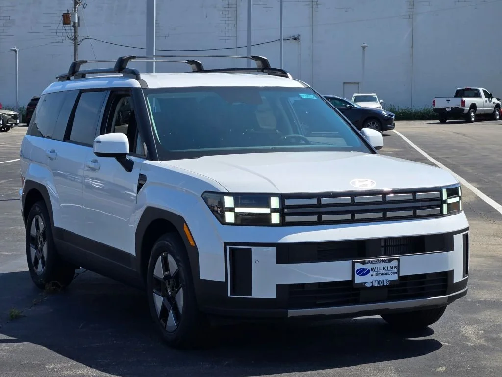 New 2026 White Hyundai SEL image 3