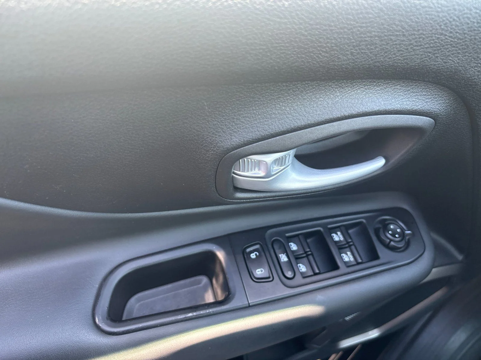 Used 2023 Black Clearcoat Jeep Limited image 11