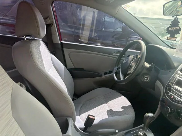 Used 2016 Boston Red Metallic Hyundai SE image 9