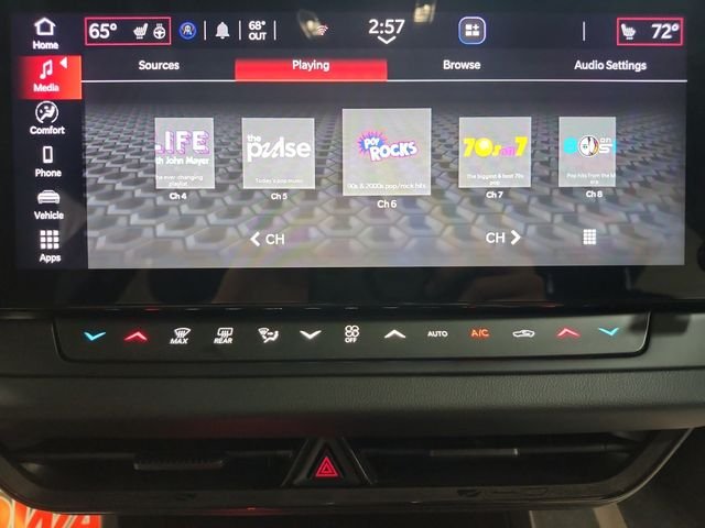 New 2026 Diamond Black Crystal Pearlcoat Dodge R/T image 16