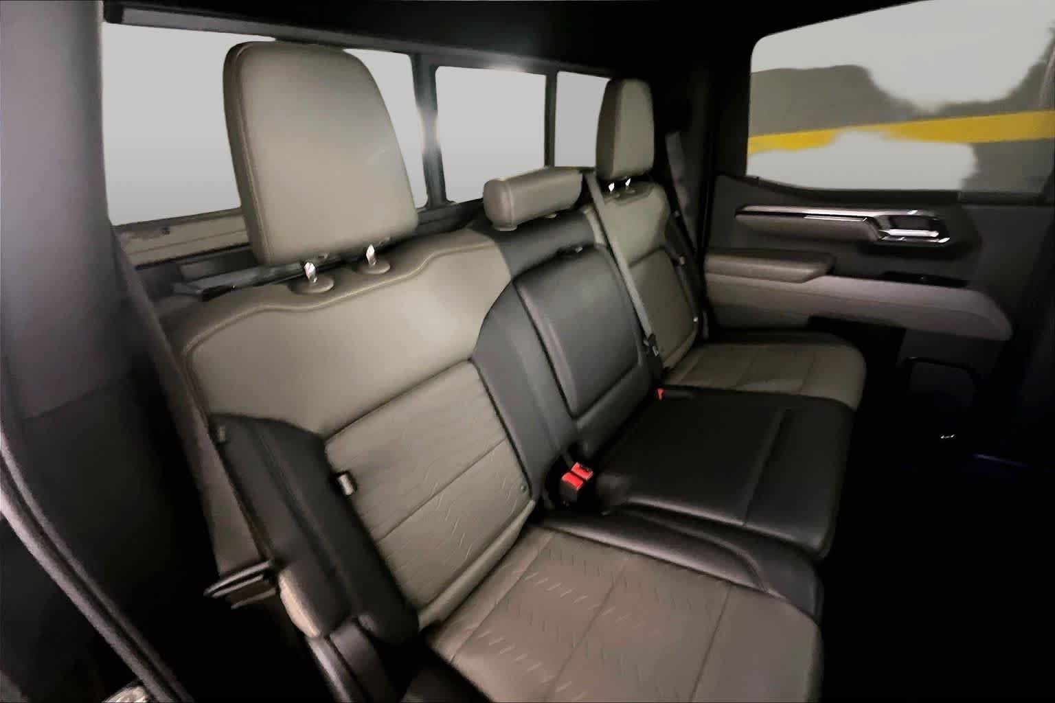 Used 2022 Black Chevrolet ZR2 image 20