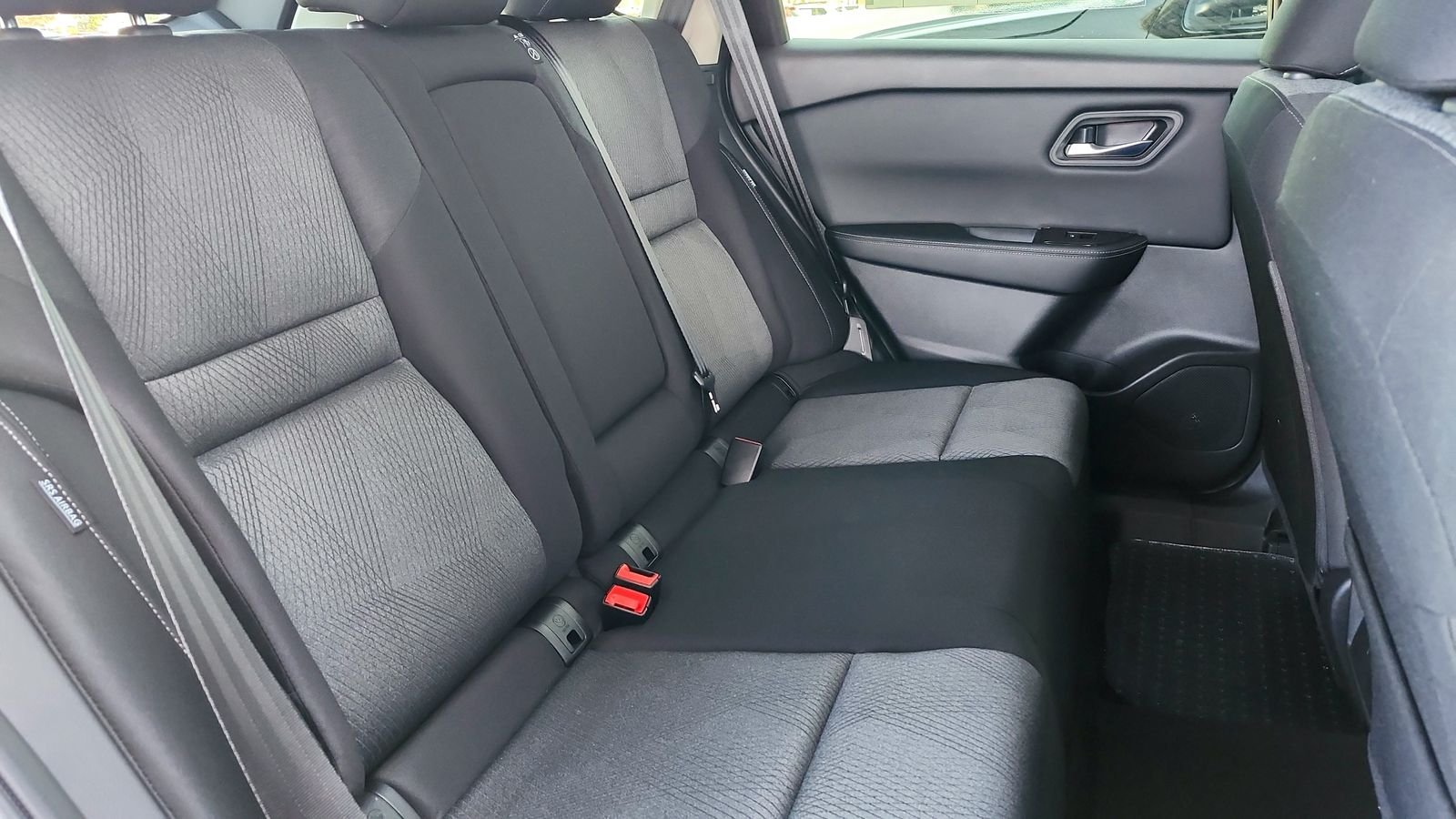 2026 Nissan Rogue SV - Photo 30