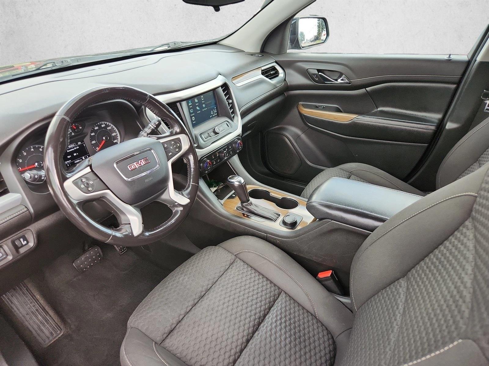 Used 2019 Ebony Twilight Metallic GMC SLE image 10