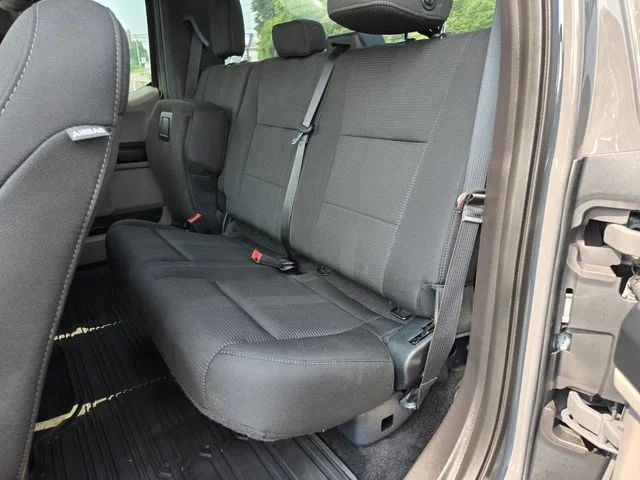 Used 2018 Gray Ford XL image 11