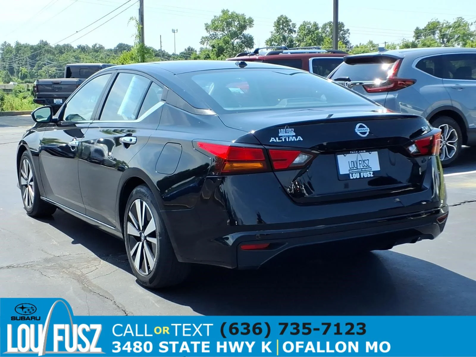 Used 2021 Super Black Nissan 2.5 SV image 5