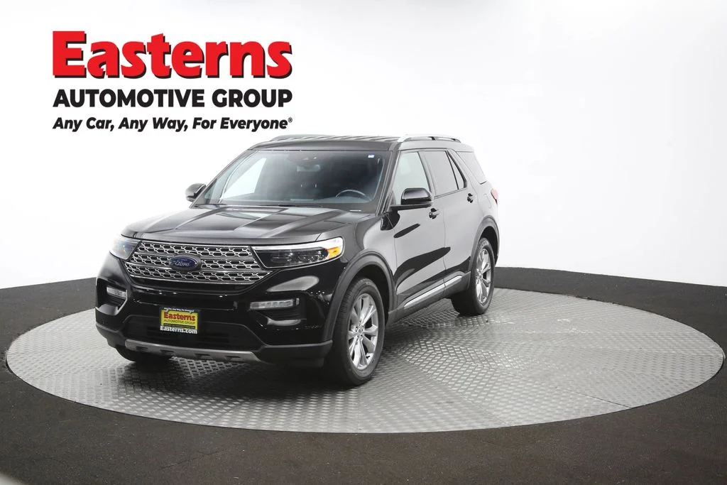 Used 2020 Black Ford Limited image 56
