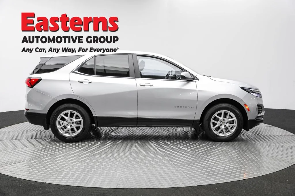 Used 2022 Silver Chevrolet LT image 4