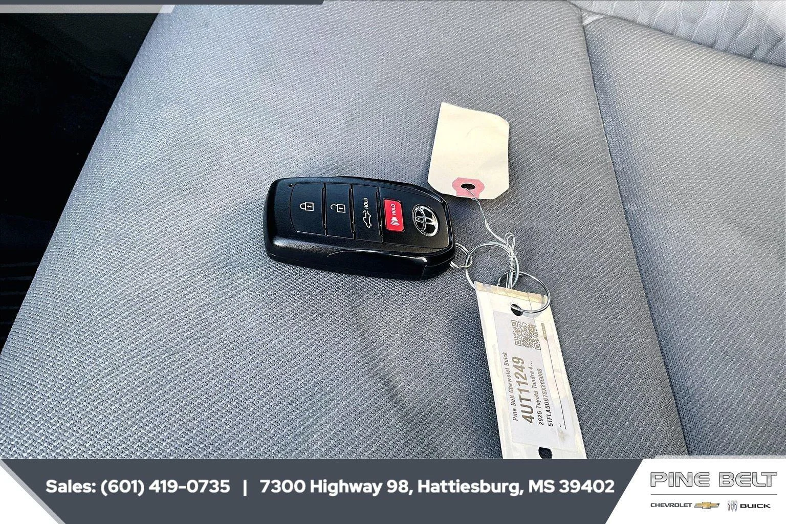 Used 2025 Ice Cap Toyota SR5 image 10