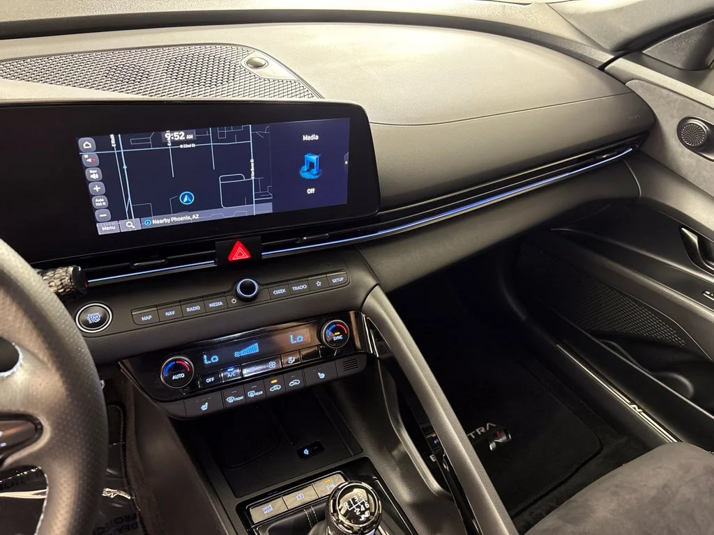 Used 2025 Black Hyundai Base image 35