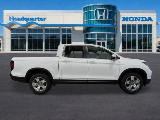 New 2026 Platinum White Pearl Honda RTL image 2