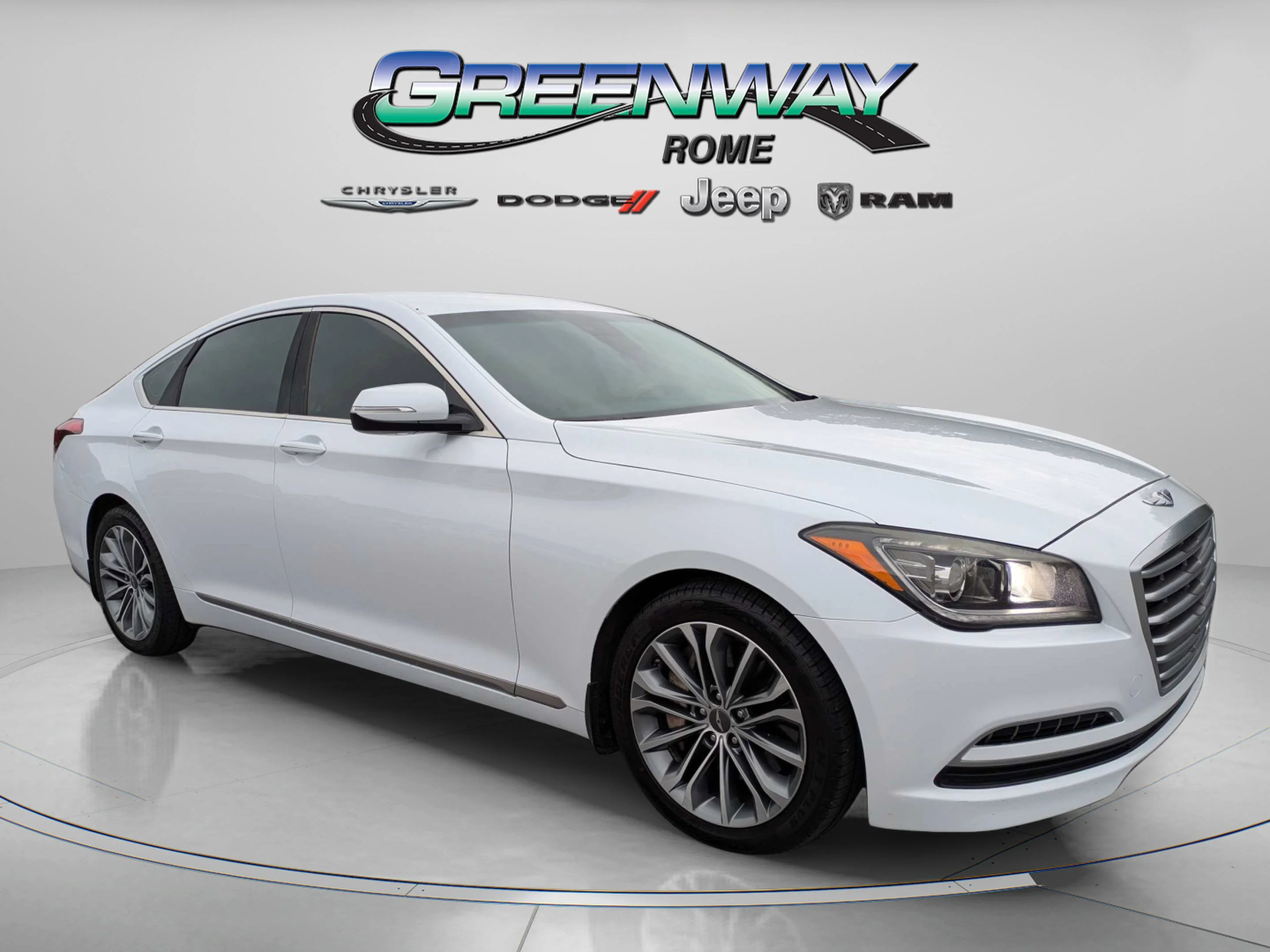 2015 Hyundai Genesis 3.8 RWD's photo