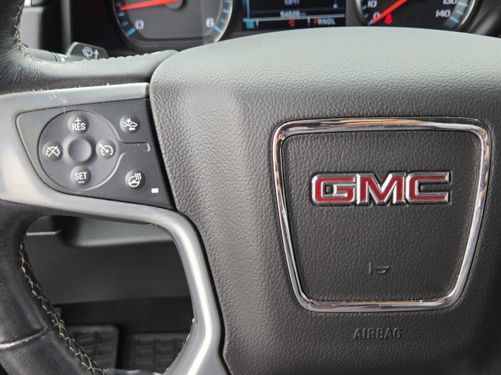 Used 2019 Onyx Black GMC SLT image 27