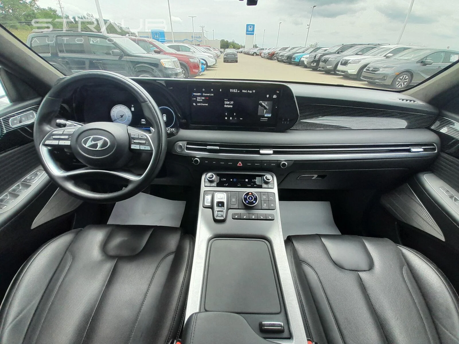 Used 2023 Hyper White Hyundai Calligraphy image 45