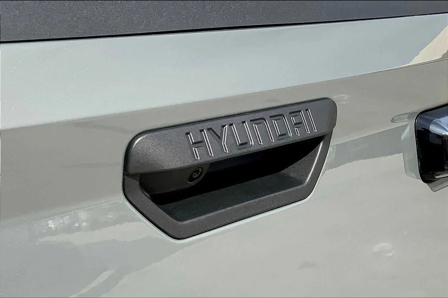 New 2026 Hampton Gray Hyundai SEL Activity image 15