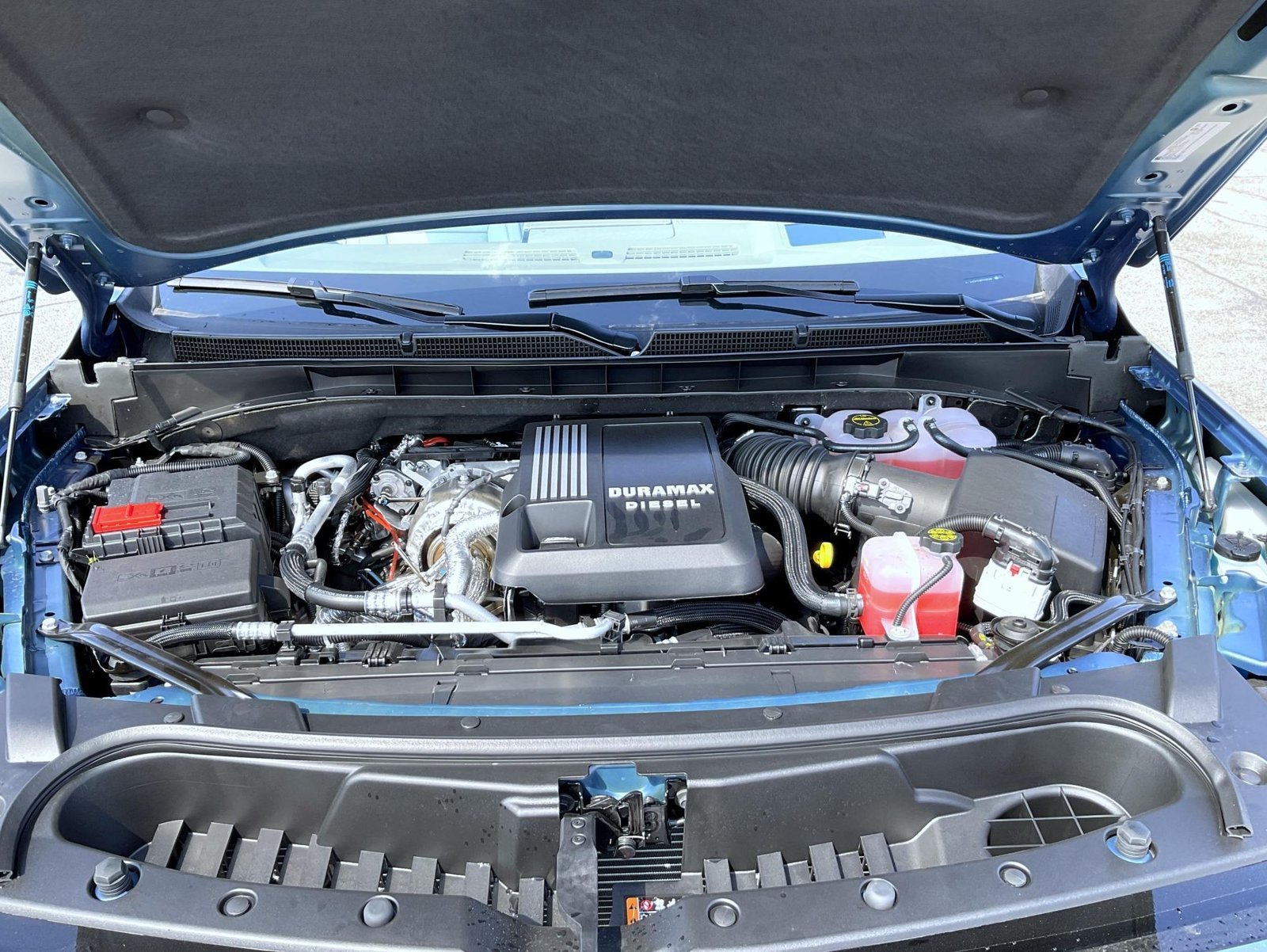 2026 GMC Yukon Denali - Photo 27