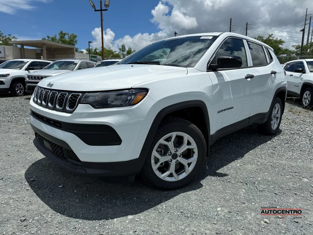2026 Jeep Compass Latitude 4X4's photo