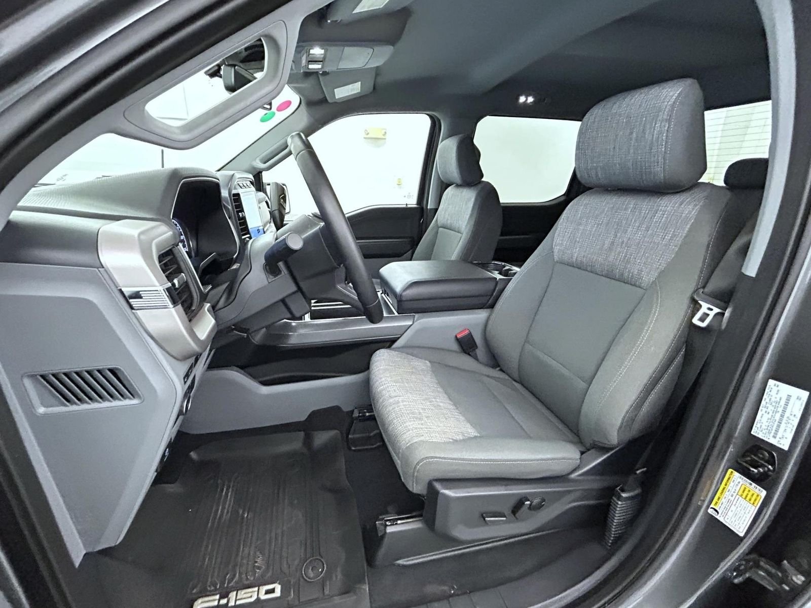 Used 2023 Gray Ford XLT image 10