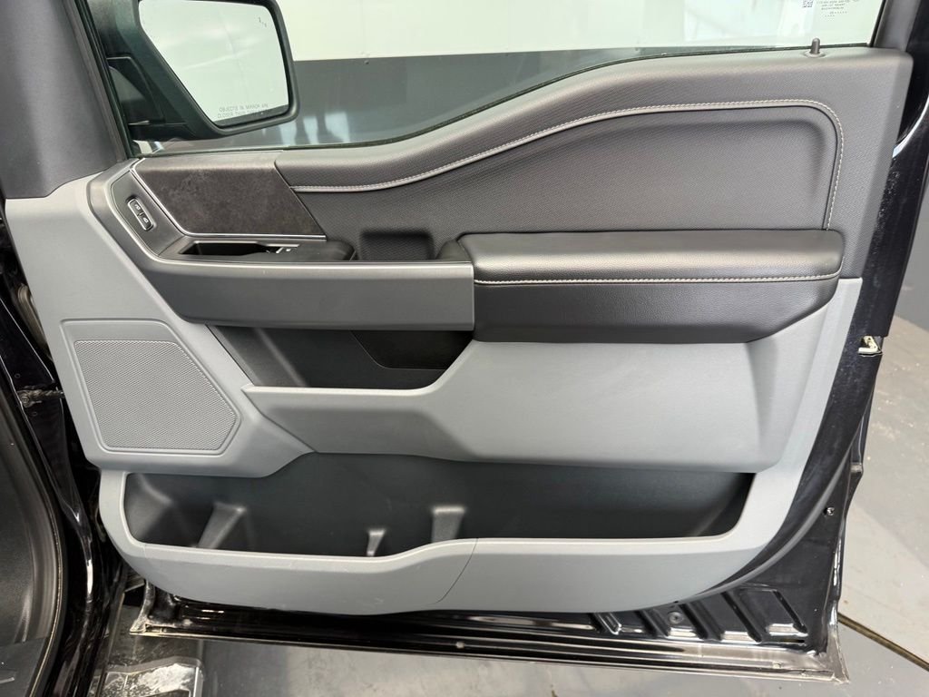 Used 2025 Black Ford XLT image 67