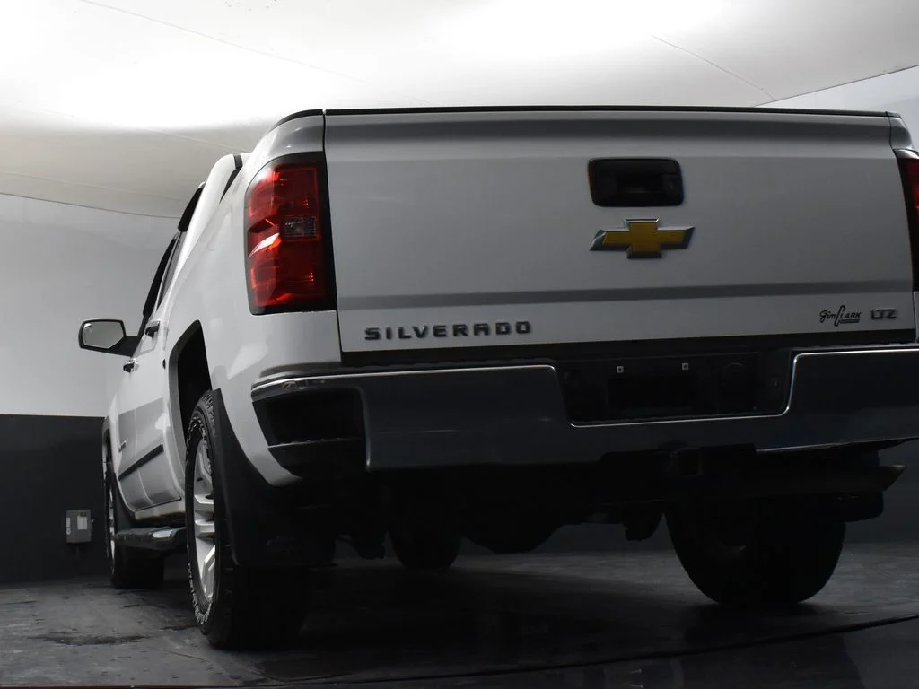 Used 2014 White Chevrolet LTZ image 10