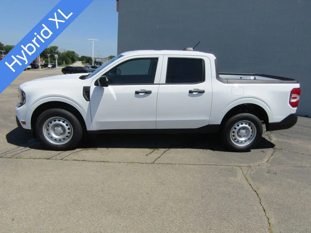 New 2026 Oxford White Ford XL image 2