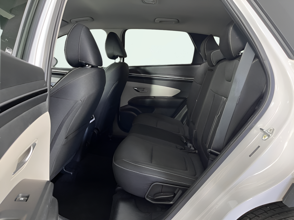 Used 2024 White Pearl Hyundai SEL image 12