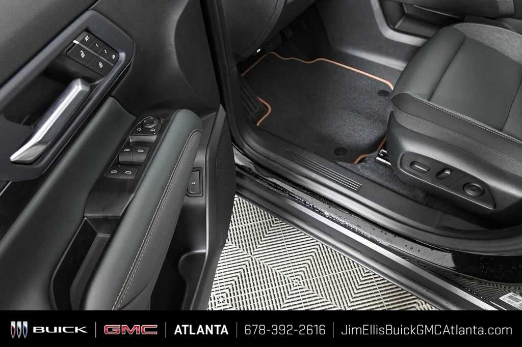 2026 GMC Terrain AT4 - Photo 7