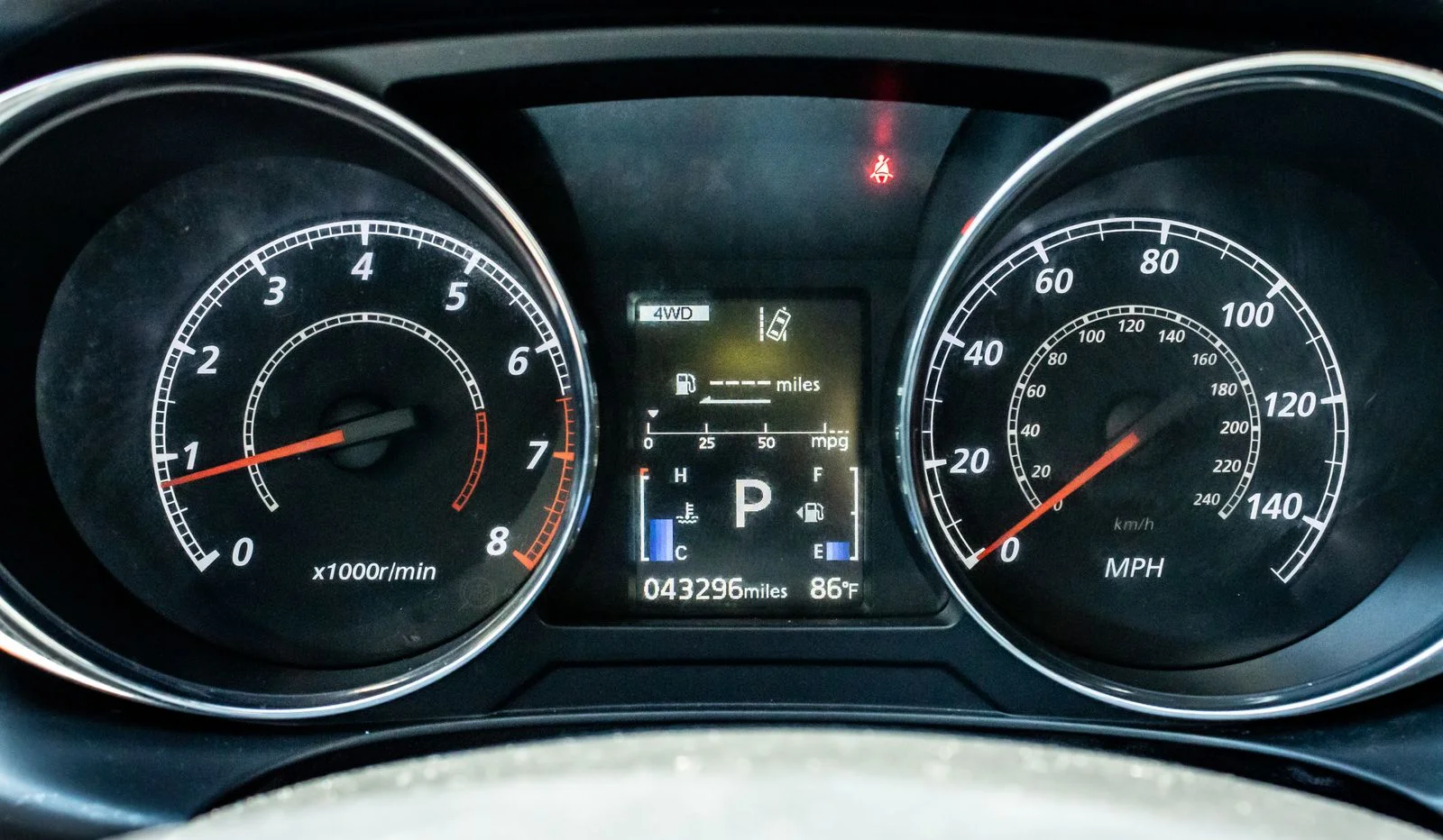 Used 2024 Gray Mitsubishi 2.0 ES image 17