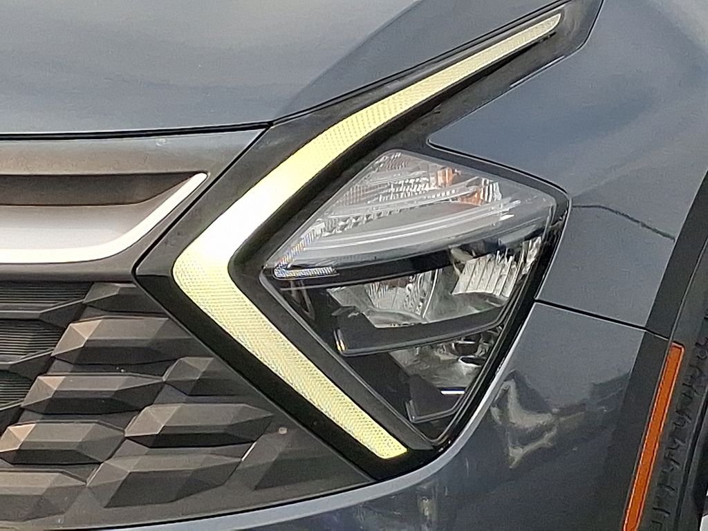 Certified Used 2023 Gray Kia LX image 10