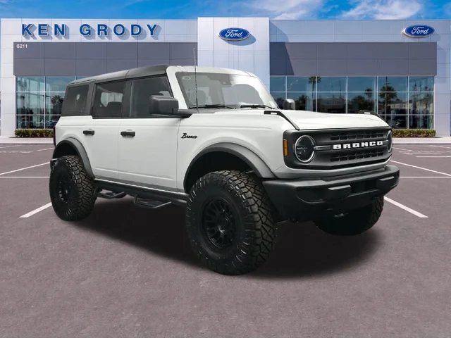 2026 Ford Bronco Base