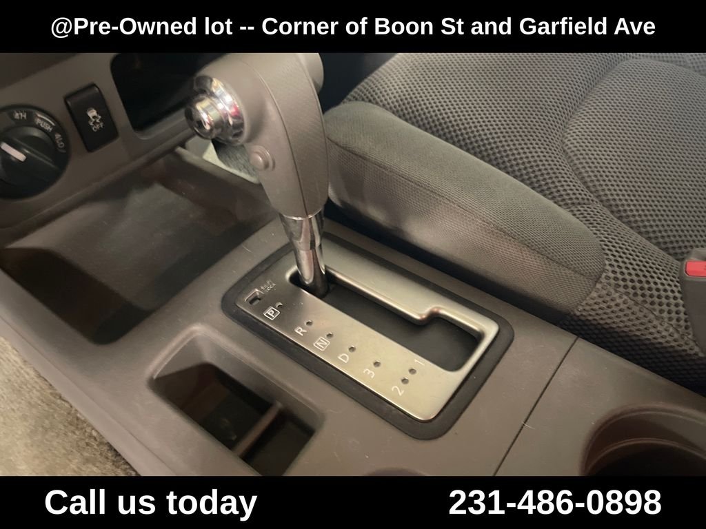 Used 2016 Brown Nissan SV image 25