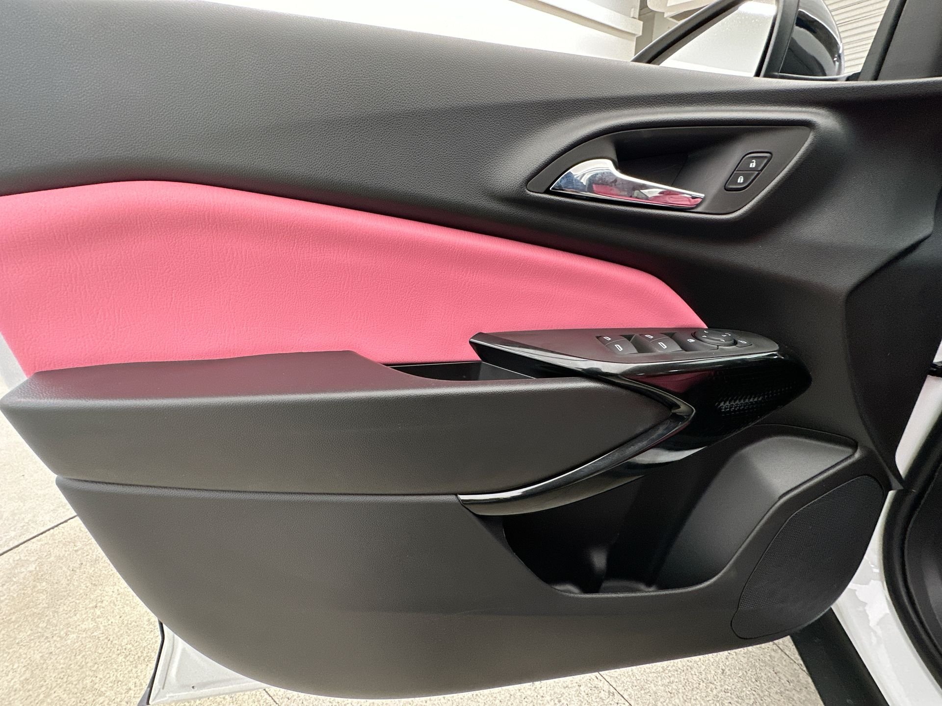 New 2026 Summit White Chevrolet LT image 64