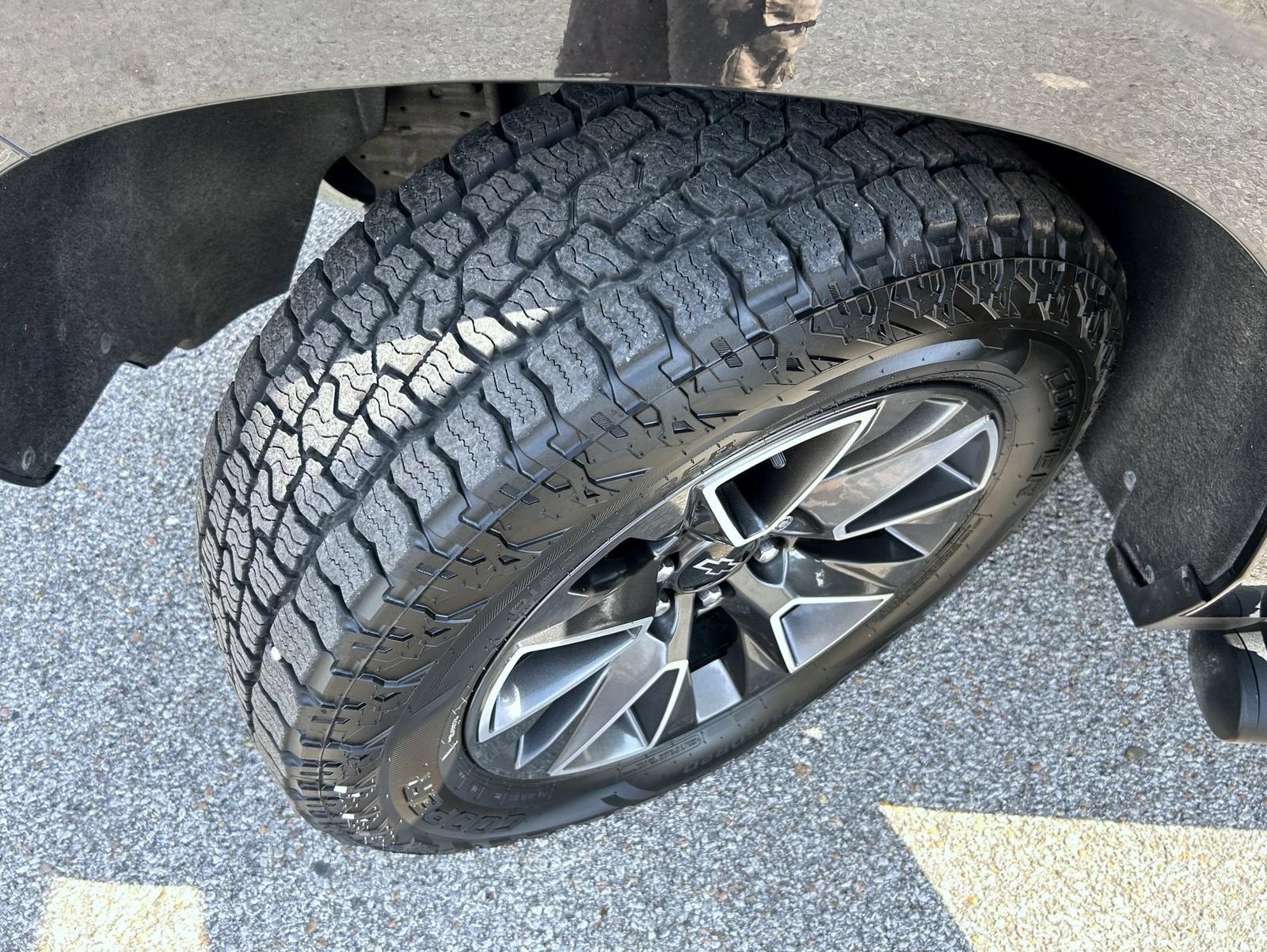 2021 Chevrolet Suburban Z71 - Photo 26