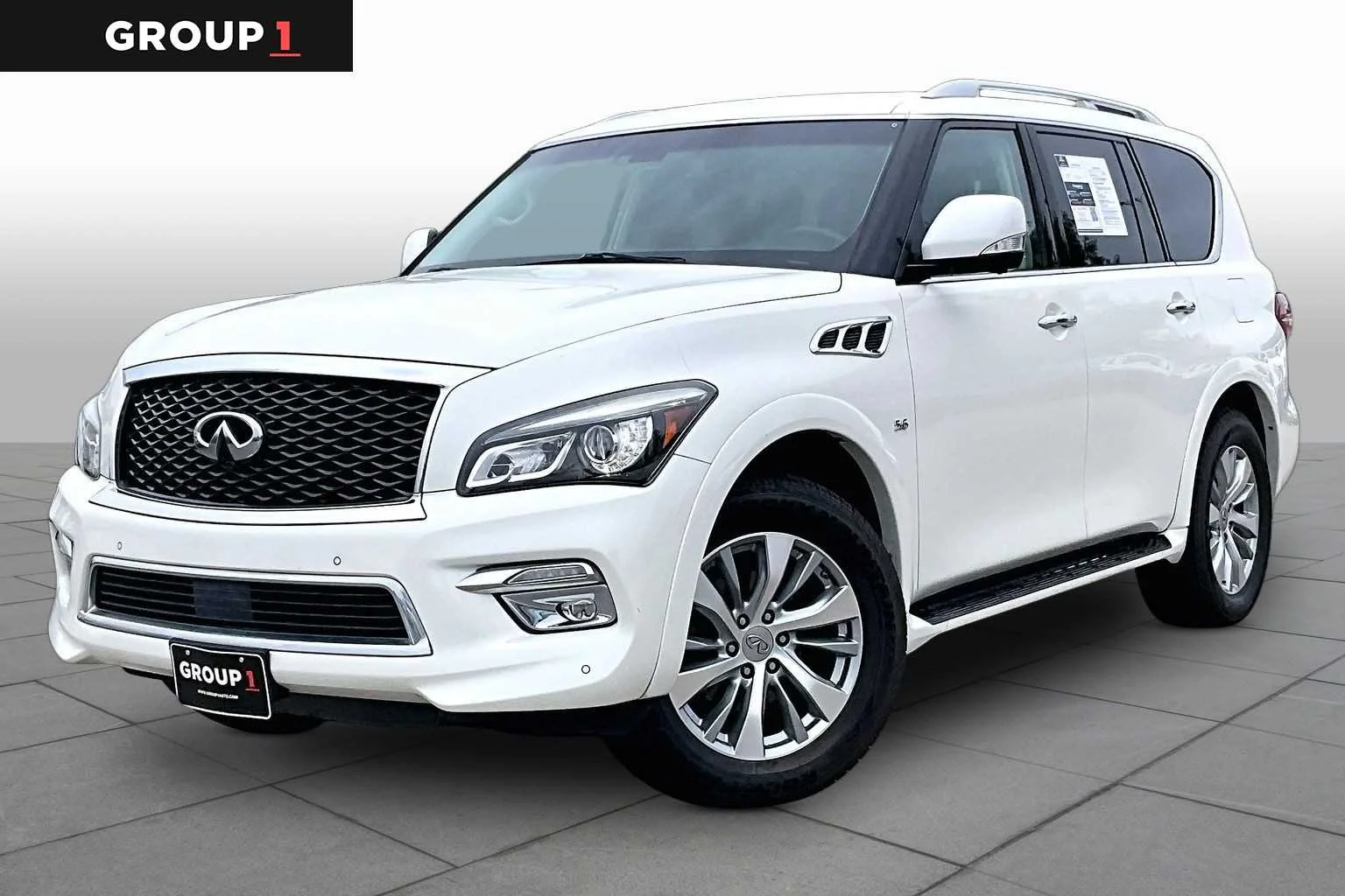 2017 INFINITI QX80 -'s photo