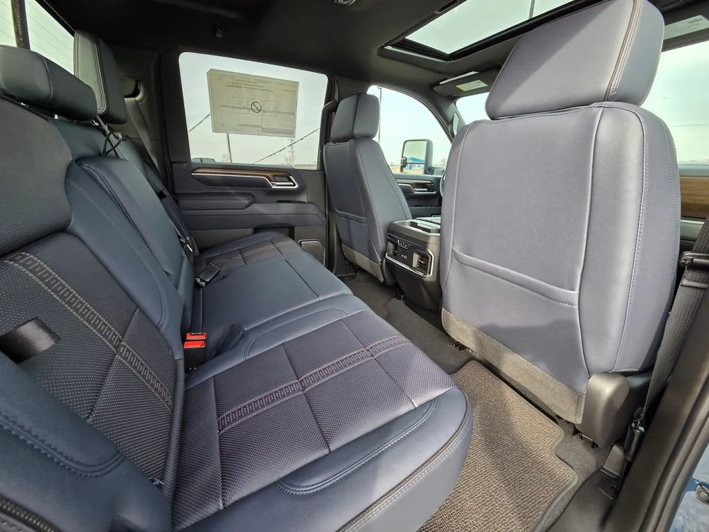2026 Chevrolet Silverado 3500 HD High Country - Photo 36