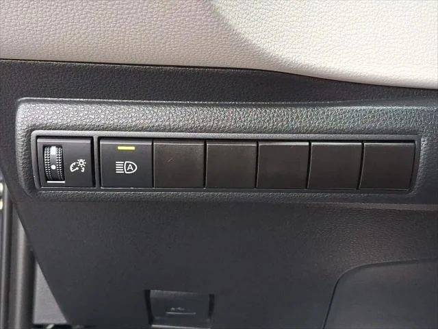 2023 Toyota Corolla LE - Photo 27