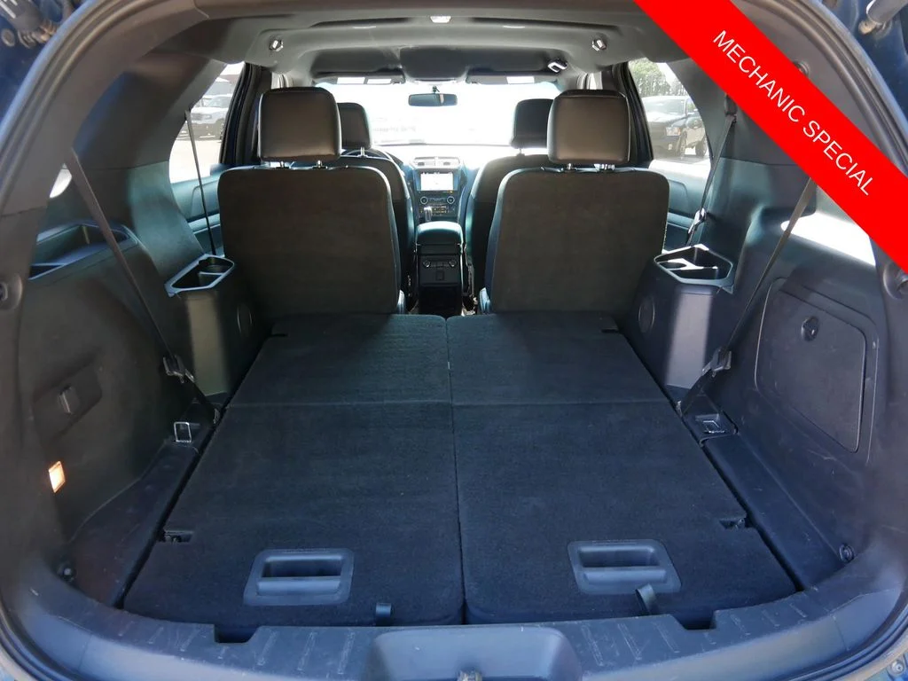 Used 2017 Blue Ford XLT image 9