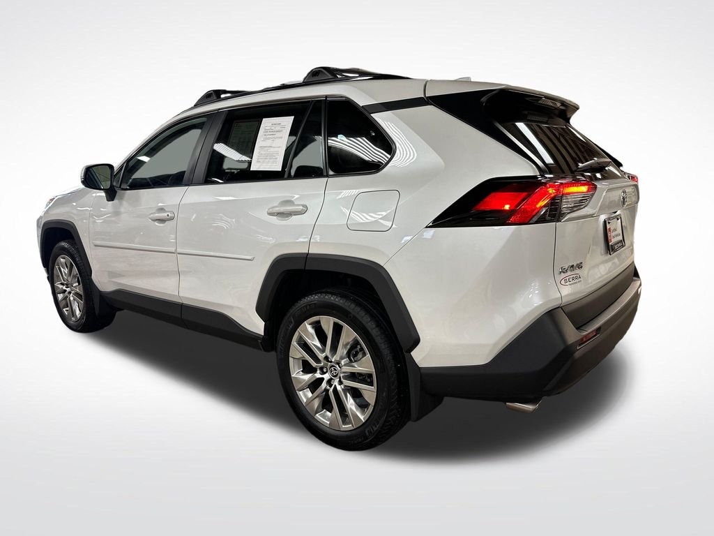 Used 2024 Beige Toyota XLE Premium image 3