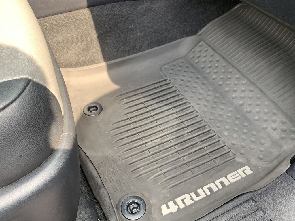 2022 Toyota 4Runner SR5 Premium - Photo 35