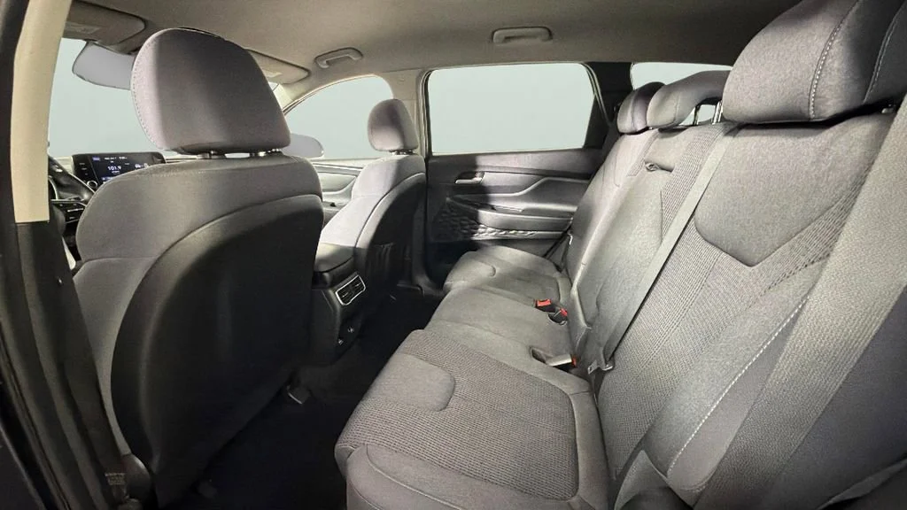 Used 2021 Gray Hyundai SE image 26