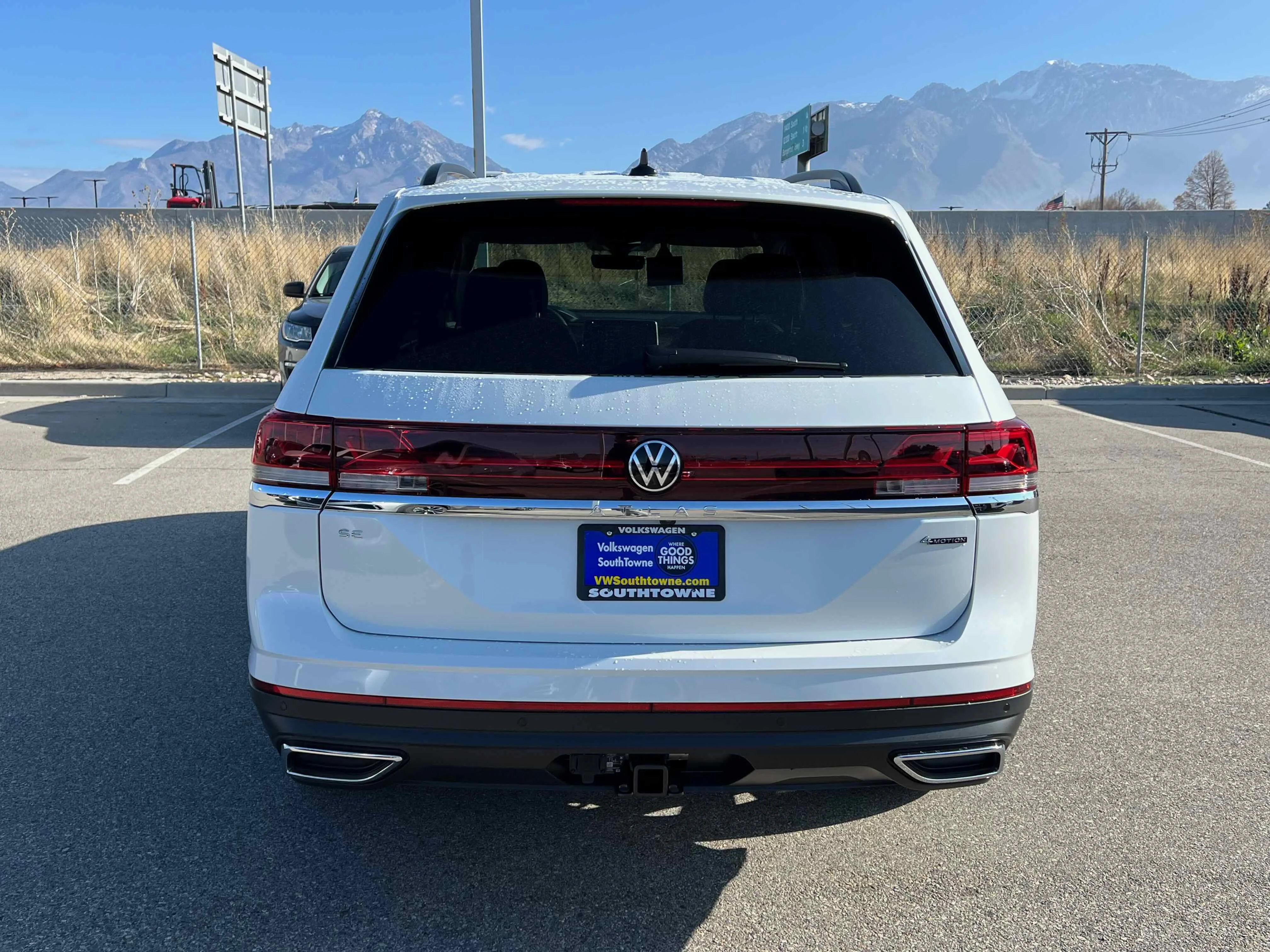 New 2026 Opal White Volkswagen 2.0T SE w/Technology image 12