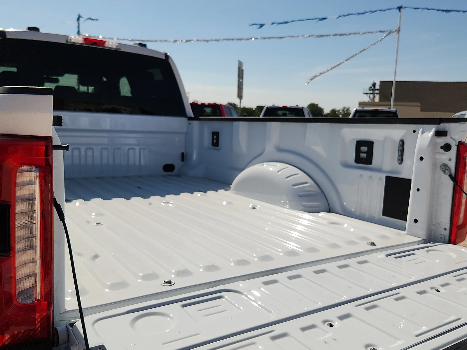 New 2026 Oxford White Ford Lariat image 12