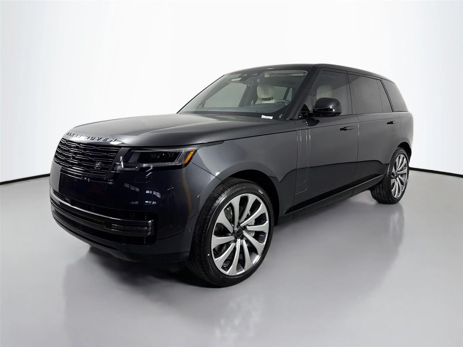 2026 Land Rover Range Rover 4.4 SE LWB 7's photo