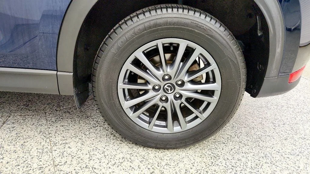 Used 2020 Deep Crystal Blue Mica Mazda Touring FWD image 9