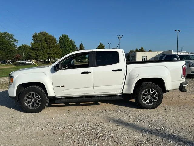 Used 2021 White GMC AT4 w/Leather image 8