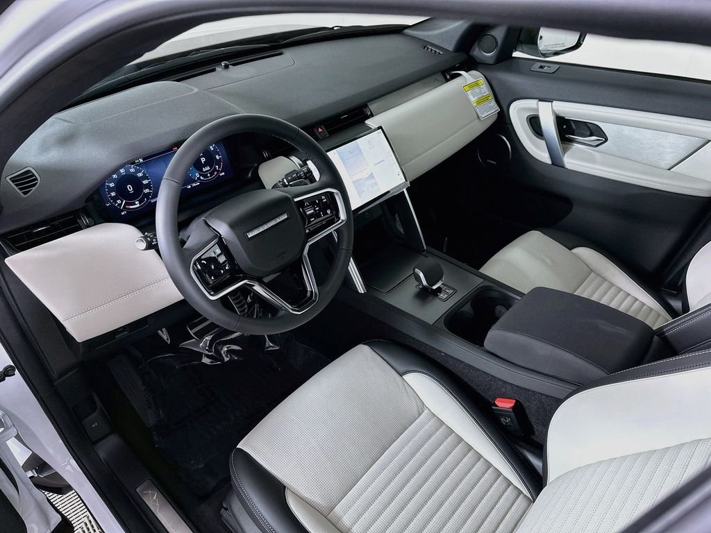 New 2026 Fuji White Land Rover Landmark image 10
