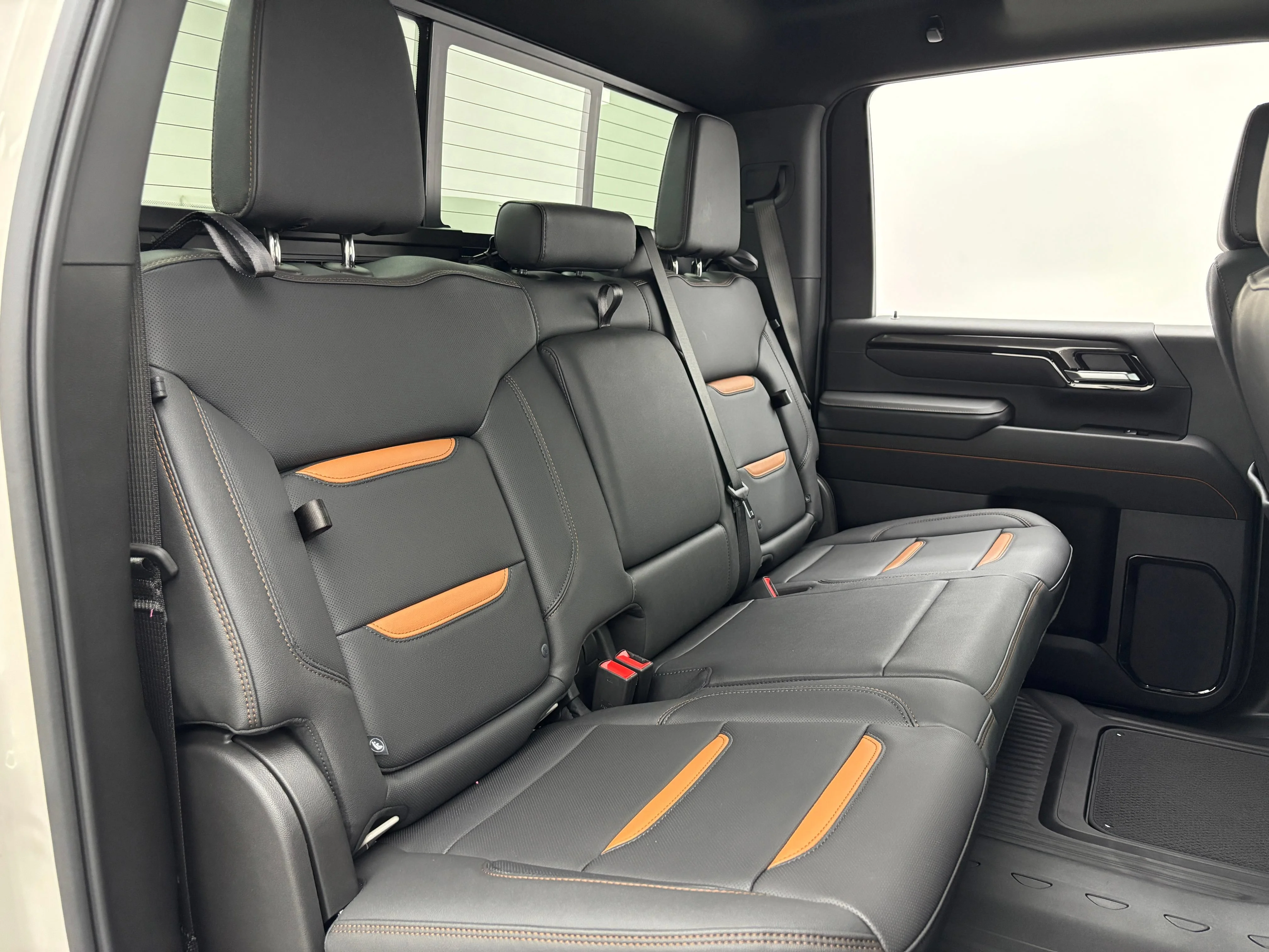 2026 GMC Sierra 2500HD AT4 - Photo 43